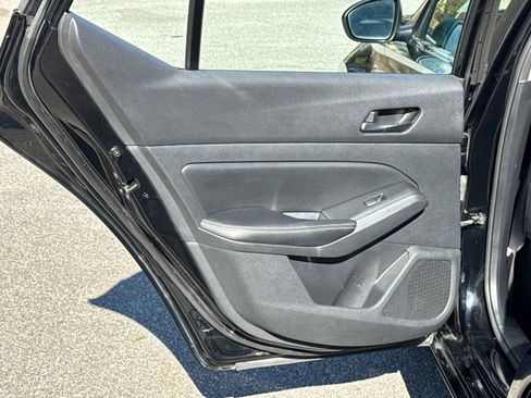 Used 2024 Nissan Altima 2.5 SV image 21