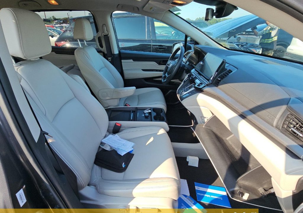 Used 2025 Honda Odyssey EX-L image 6