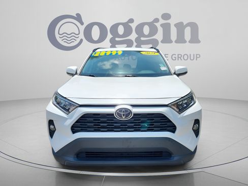 Used 2021 Toyota RAV4 XLE FWD image 9