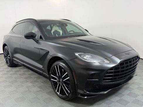 Used 2023 Aston Martin DBX 707 AWD/4WD image 9