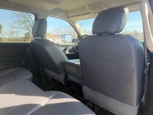 Used 2018 RAM 3500 Tradesman w/ Chrome Appearance Group AWD/4WD image 47