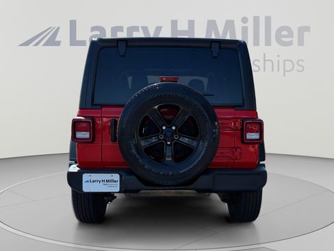 Used 2022 Jeep Wrangler Unlimited Sport AWD/4WD image 4