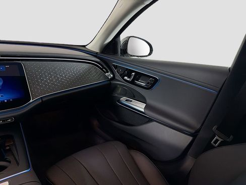New 2026 Mercedes-Benz E 350 4MATIC Sedan image 26