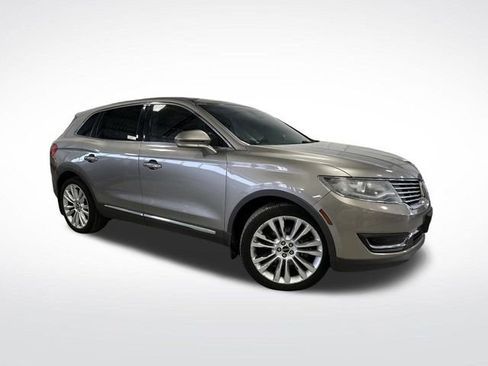 Used 2016 Lincoln MKX Reserve w/ Climate Package image 37