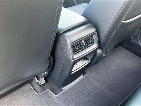 Used 2024 Honda CR-V EX-L image 10