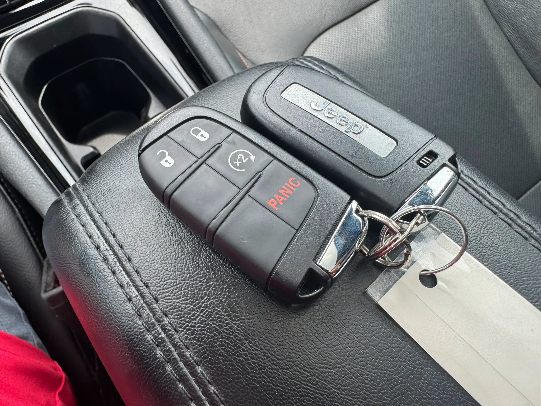 Used 2023 Jeep Compass Limited w/ Sun and Sound Group AWD/4WD image 19