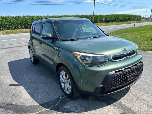 Used 2014 Kia Soul + image 4