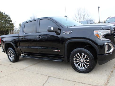 Used 2020 GMC Sierra 1500 AT4 w/ AT4 Premium Package AWD/4WD image 10