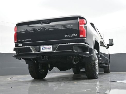 New 2026 Chevrolet Silverado 2500 High Country w/ High Country Premium Package AWD/4WD image 42