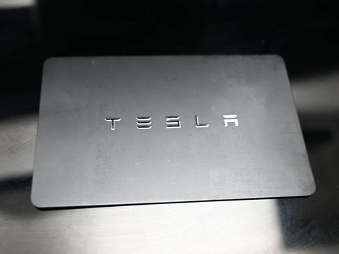 Used 2019 Tesla Model 3 Long Range image 34