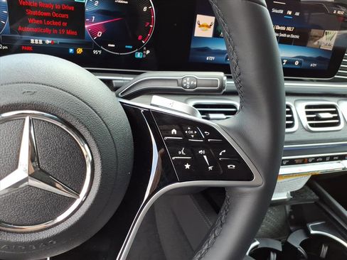 New 2026 Mercedes-Benz GLE 450 4MATIC Coupe image 16