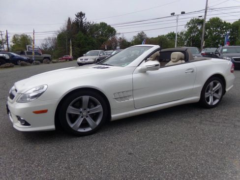 Used 2009 Mercedes-Benz SL 550 image 1