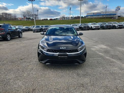 Certified 2023 Kia Forte LXS w/ LXS Technology Package image 2