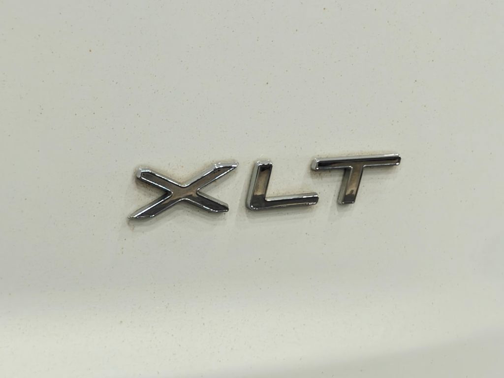 Used 2016 Ford Transit Connect XLT FWD image 36