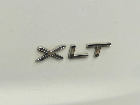 Used 2016 Ford Transit Connect XLT FWD image 36