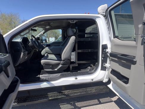 Used 2021 Ford F250 XL w/ Power Equipment Group AWD/4WD image 16
