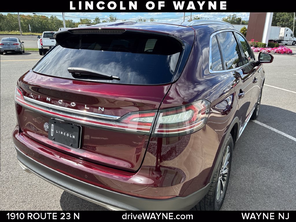 Certified 2023 Lincoln Nautilus AWD w/ Premium Package image 8