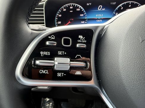 Used 2023 Mercedes-Benz GLE 350 4MATIC image 31