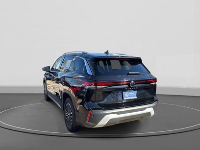 Certified 2025 Volkswagen Tiguan S w/ 18" Wheel Package