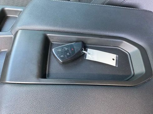 Used 2023 Chevrolet Silverado 1500 Custom image 28