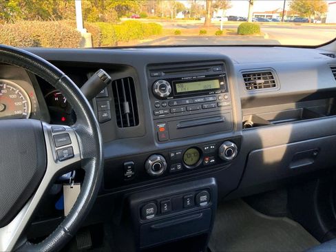 Used 2013 Honda Ridgeline RTL image 6