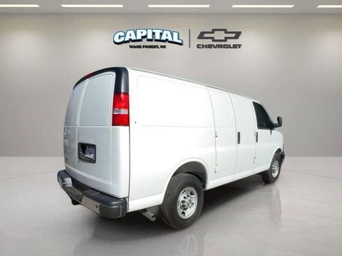 New 2025 Chevrolet Express 2500 Work Van w/ Driver Convenience Package image 5