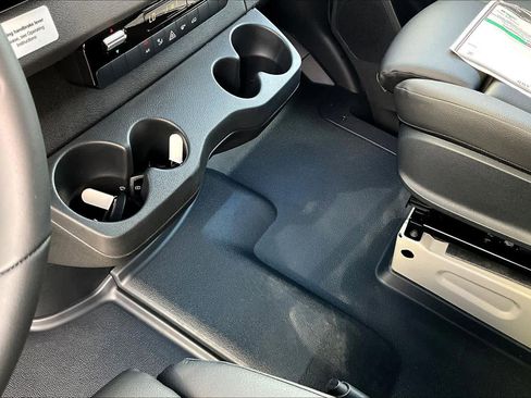 New 2025 Mercedes-Benz Sprinter 2500 image 7