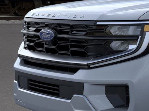 New 2025 Ford Expedition Platinum w/ Platinum Ultimate Package image 39