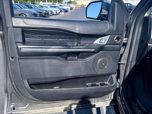 Used 2020 Ford Expedition Max Platinum AWD/4WD image 21
