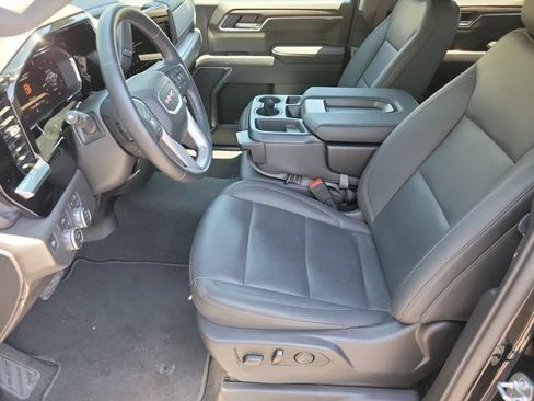 Used 2026 GMC Sierra 1500 SLT AWD/4WD image 10