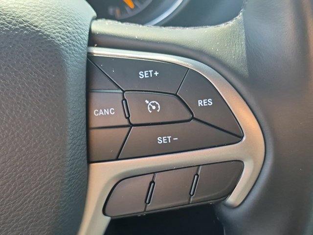 Used 2022 Jeep Grand Cherokee Laredo X RWD image 20