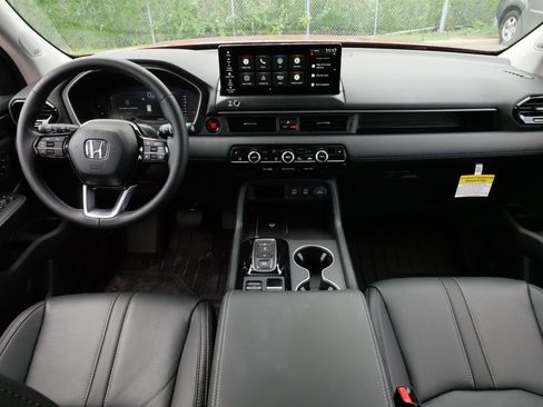Used 2026 Honda Pilot image 10