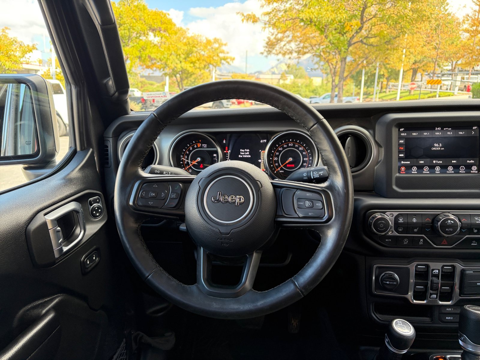 Used 2021 Jeep Gladiator Sport AWD/4WD image 21