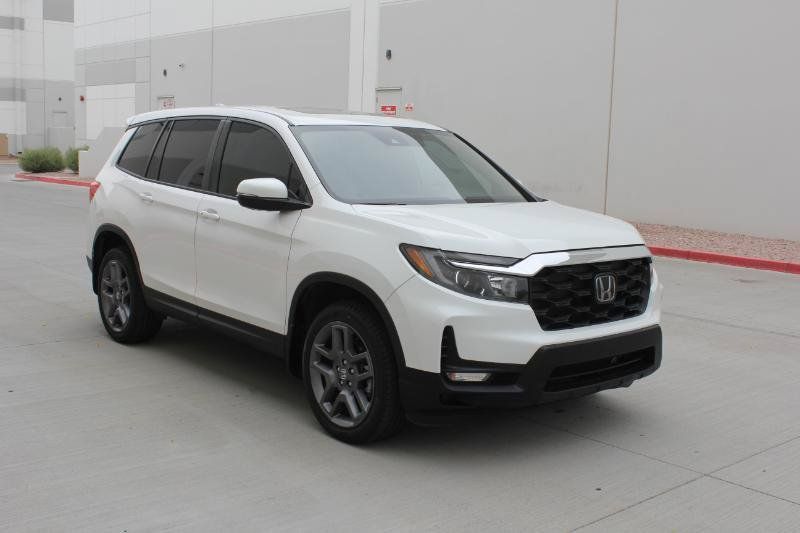 Used 2023 Honda Passport EX-L image 3