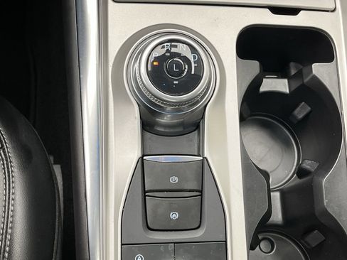 Used 2023 Ford Explorer XLT w/ Equipment Group 202A image 28