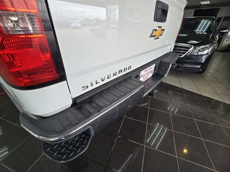 Used 2017 Chevrolet Silverado 1500 LT w/ All Star Edition AWD/4WD image 30