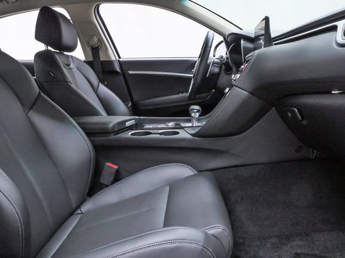 Certified 2026 Genesis G70 2.5T AWD/4WD image 13