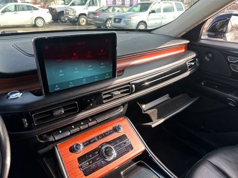 Used 2023 Lincoln Aviator Reserve w/ Equipment Group 201A image 43