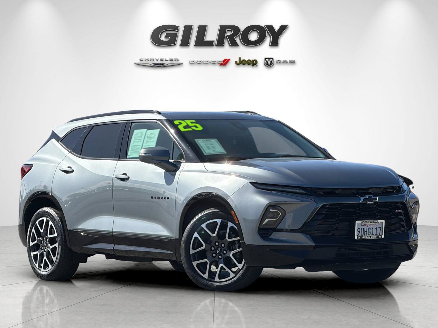 Used 2025 Chevrolet Blazer RS AWD/4WD image 2