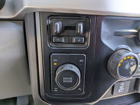 Used 2025 Ford F250 XL w/ STX Appearance Package AWD/4WD image 25