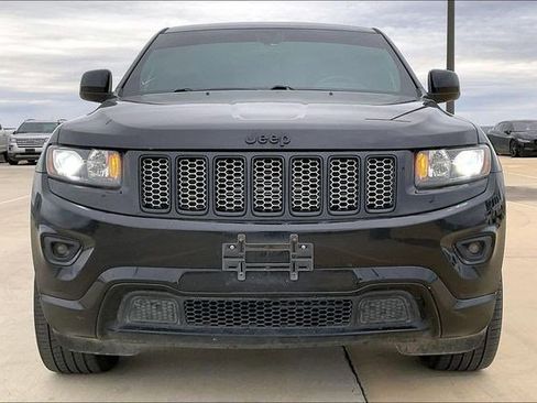 Used 2015 Jeep Grand Cherokee Altitude image 2