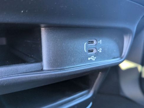 New 2026 Chrysler Pacifica Select image 22