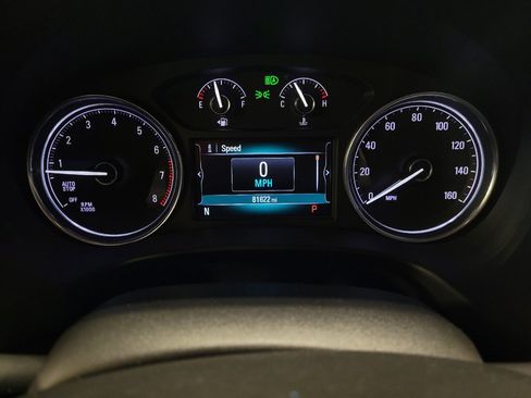 Used 2018 Buick Enclave Premium w/ Experience Buick Package FWD image 23