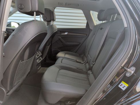 Used 2023 Audi Q5 2.0T Premium Plus w/ Premium Plus Package AWD/4WD image 30