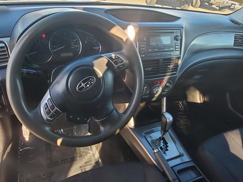 Used 2013 Subaru Forester 2.5X Premium image 9