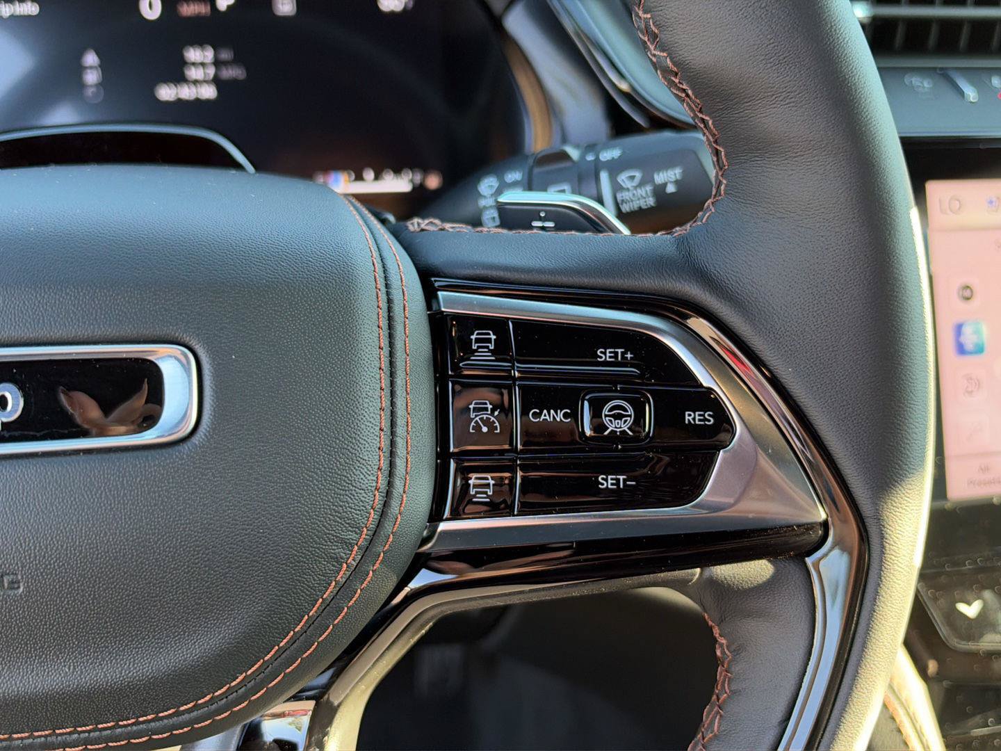 New 2027 Jeep Grand Cherokee Summit AWD/4WD image 17