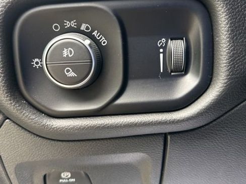Certified 2023 RAM 1500 Big Horn AWD/4WD image 20