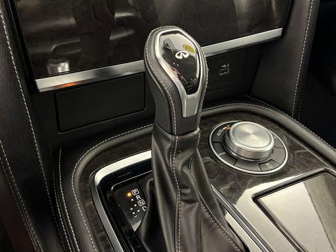 Used 2024 INFINITI QX80 Luxe image 22