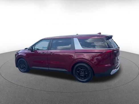 Used 2026 Kia Carnival FWD image 9