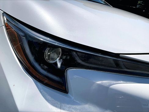 Used 2020 Toyota Corolla SE FWD image 26